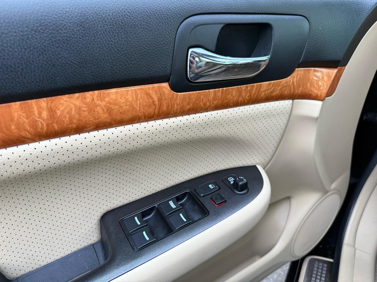 Acura TSX 4dr Sport Sdn Auto 2004