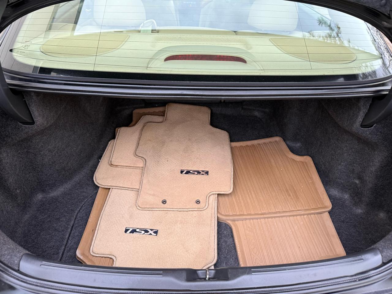 Acura TSX 4dr Sport Sdn Auto 2004