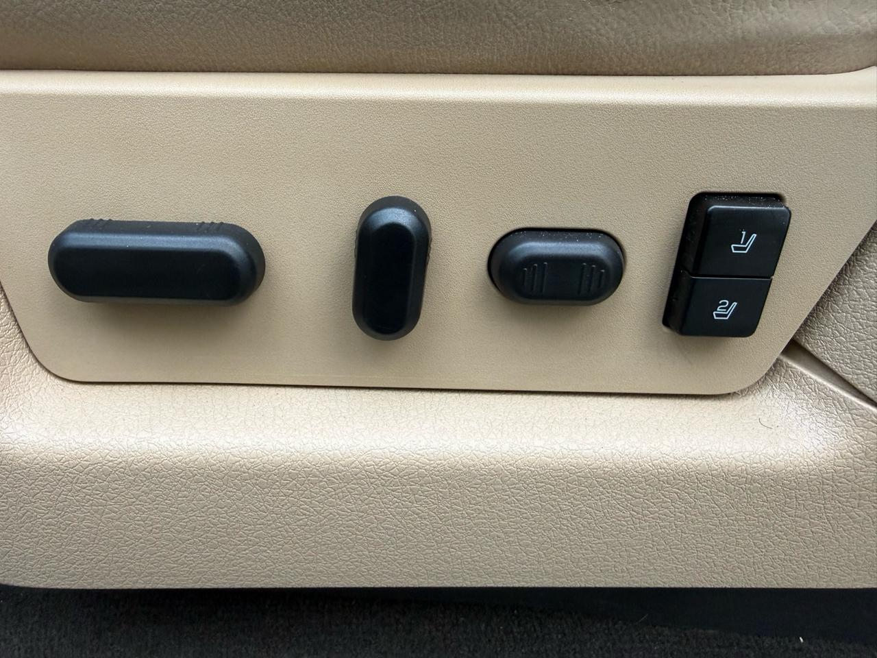 Ford F-150 4WD SuperCrew 145" Platinum 2012