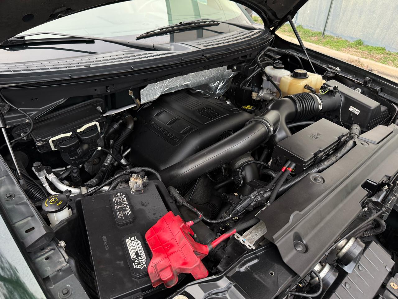 Ford F-150 4WD SuperCrew 145" Platinum 2012