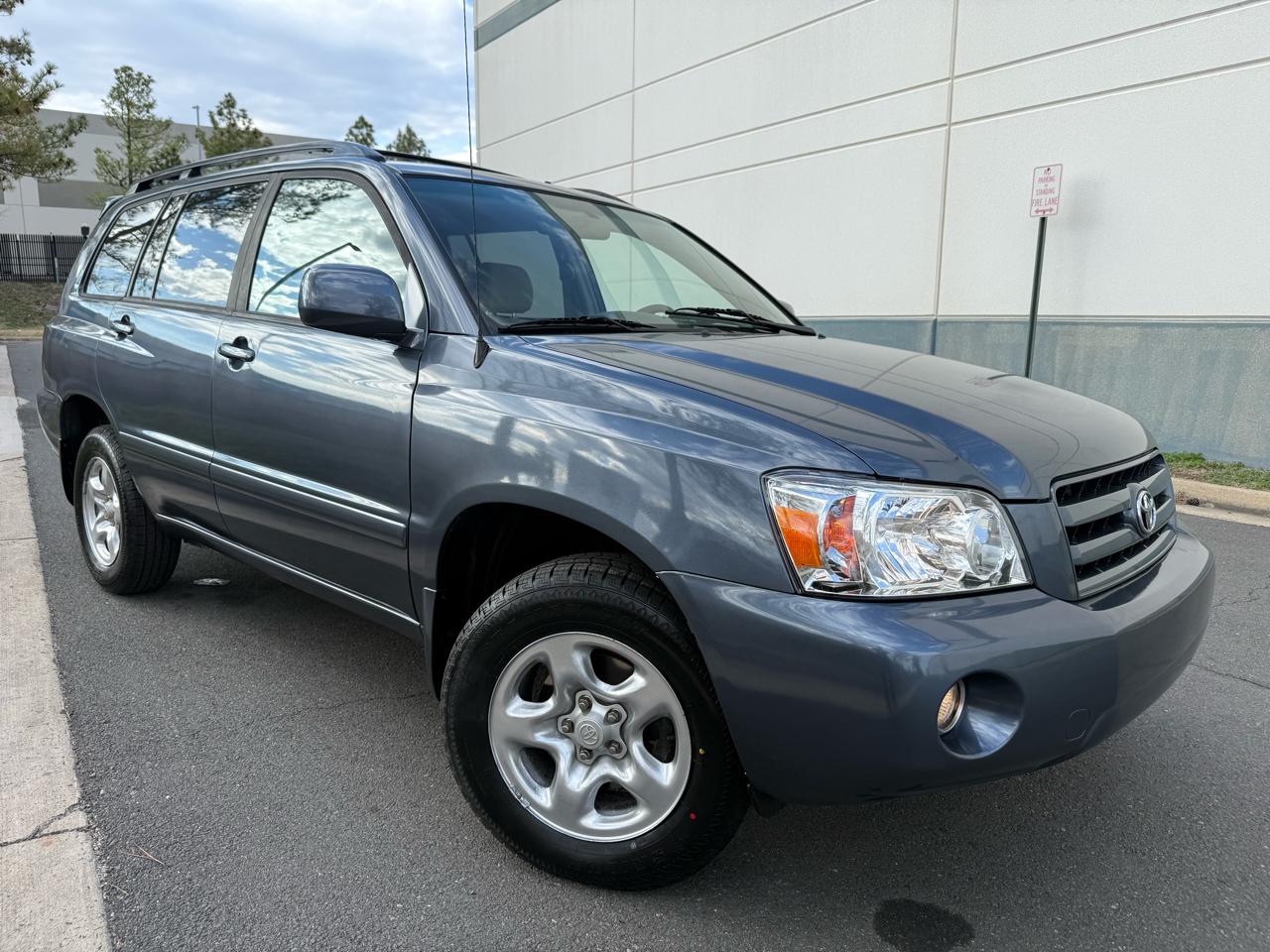 Toyota Highlander 4WD 4dr 4-Cyl (Natl) 2007