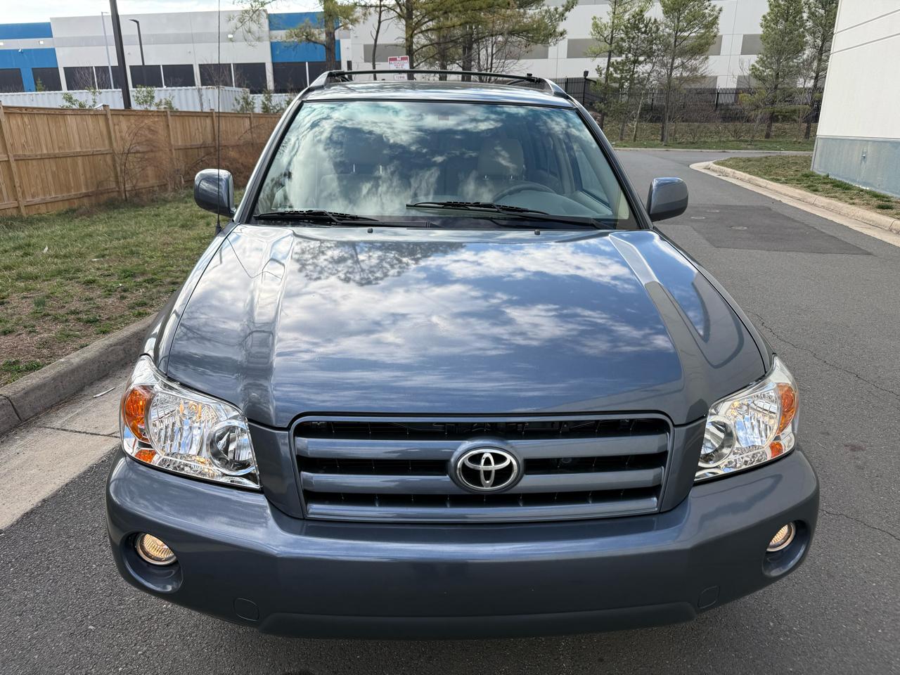 Toyota Highlander 4WD 4dr 4-Cyl (Natl) 2007