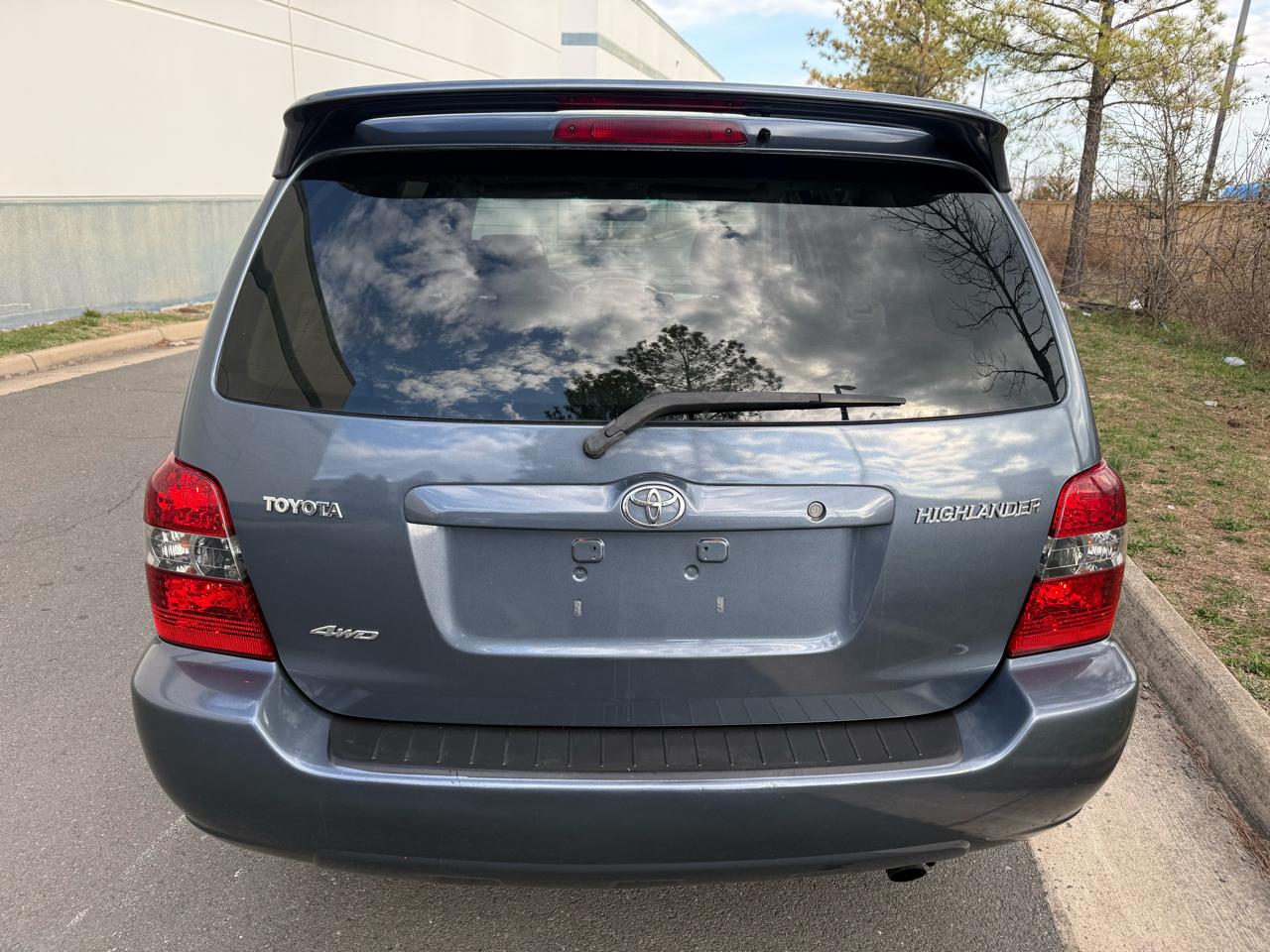 Toyota Highlander 4WD 4dr 4-Cyl (Natl) 2007