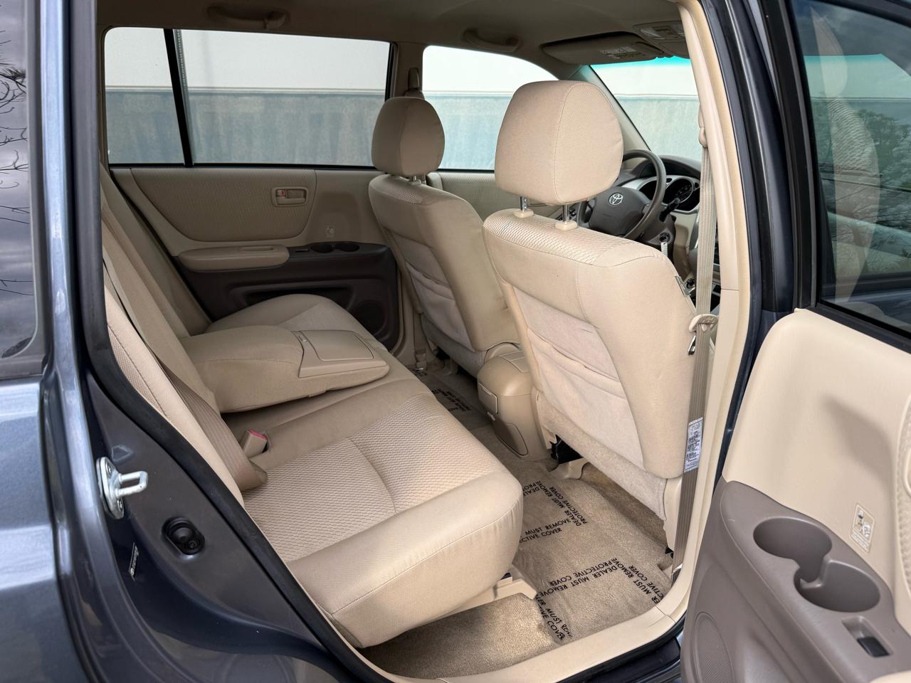 Toyota Highlander 4WD 4dr 4-Cyl (Natl) 2007