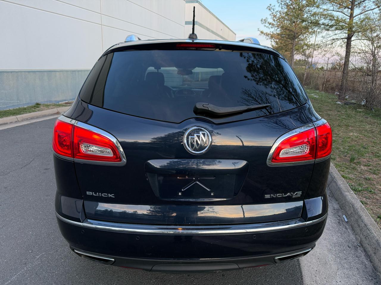 Buick Enclave AWD 4dr Leather 2016