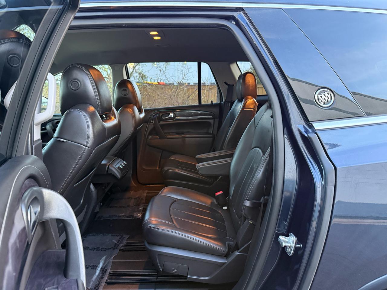 Buick Enclave AWD 4dr Leather 2016