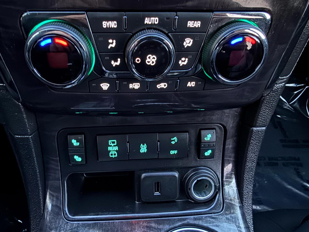 Buick Enclave AWD 4dr Leather 2016