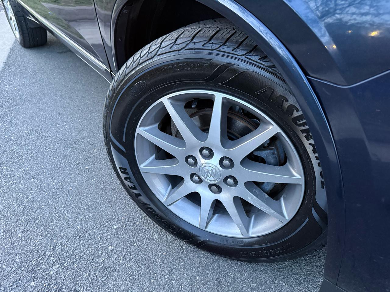 Buick Enclave AWD 4dr Leather 2016