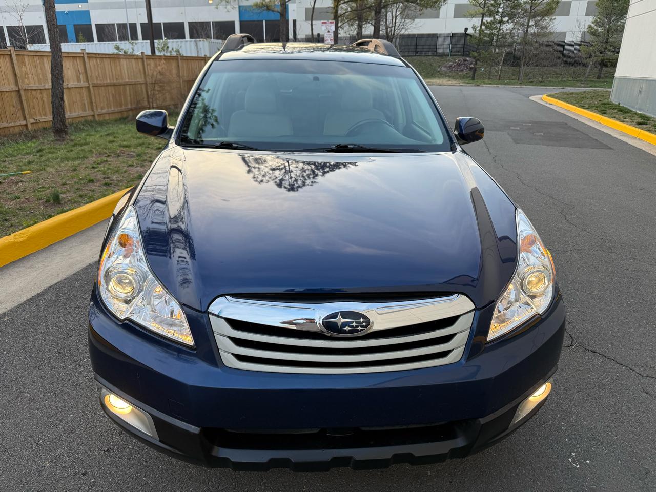 Subaru Outback 4dr Wgn H4 Auto 2.5i Premium All-Weather 2010