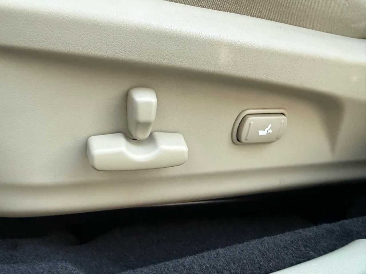 Subaru Outback 4dr Wgn H4 Auto 2.5i Premium All-Weather 2010