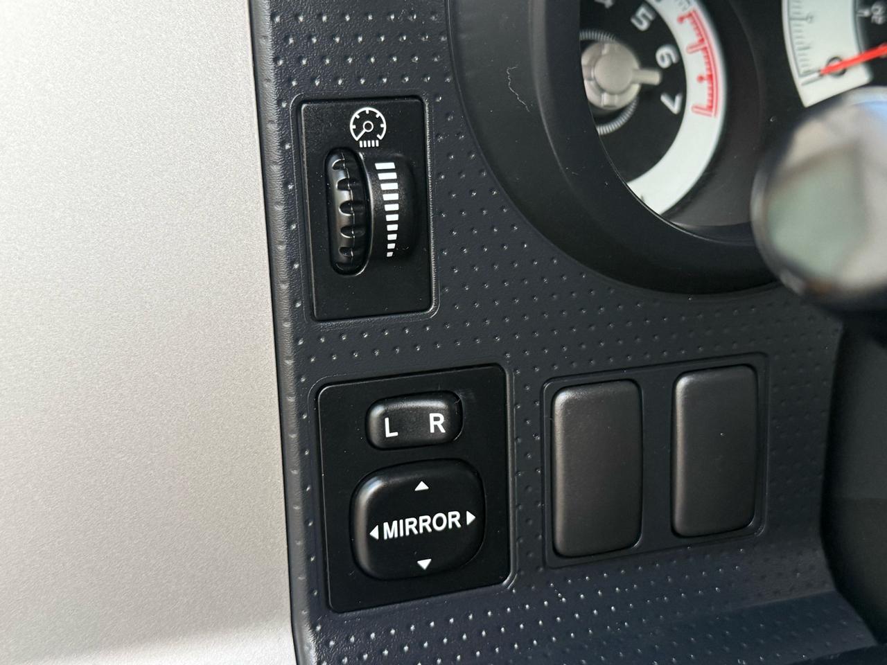 Toyota FJ Cruiser 4WD 4dr Manual (Natl) 2007