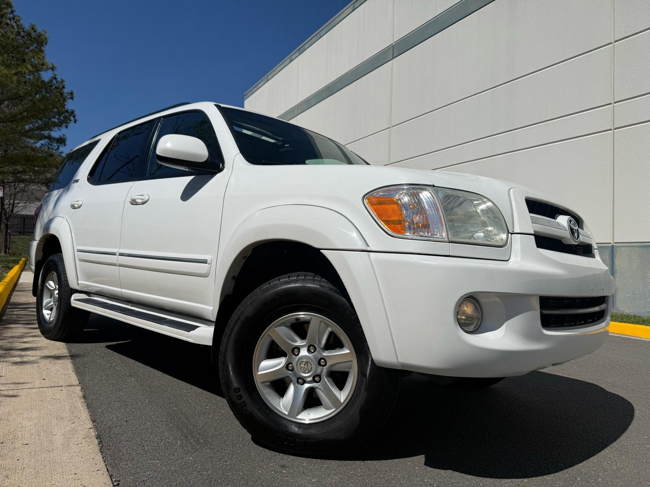 Toyota Sequoia 4dr SR5 4WD (Natl) 2006