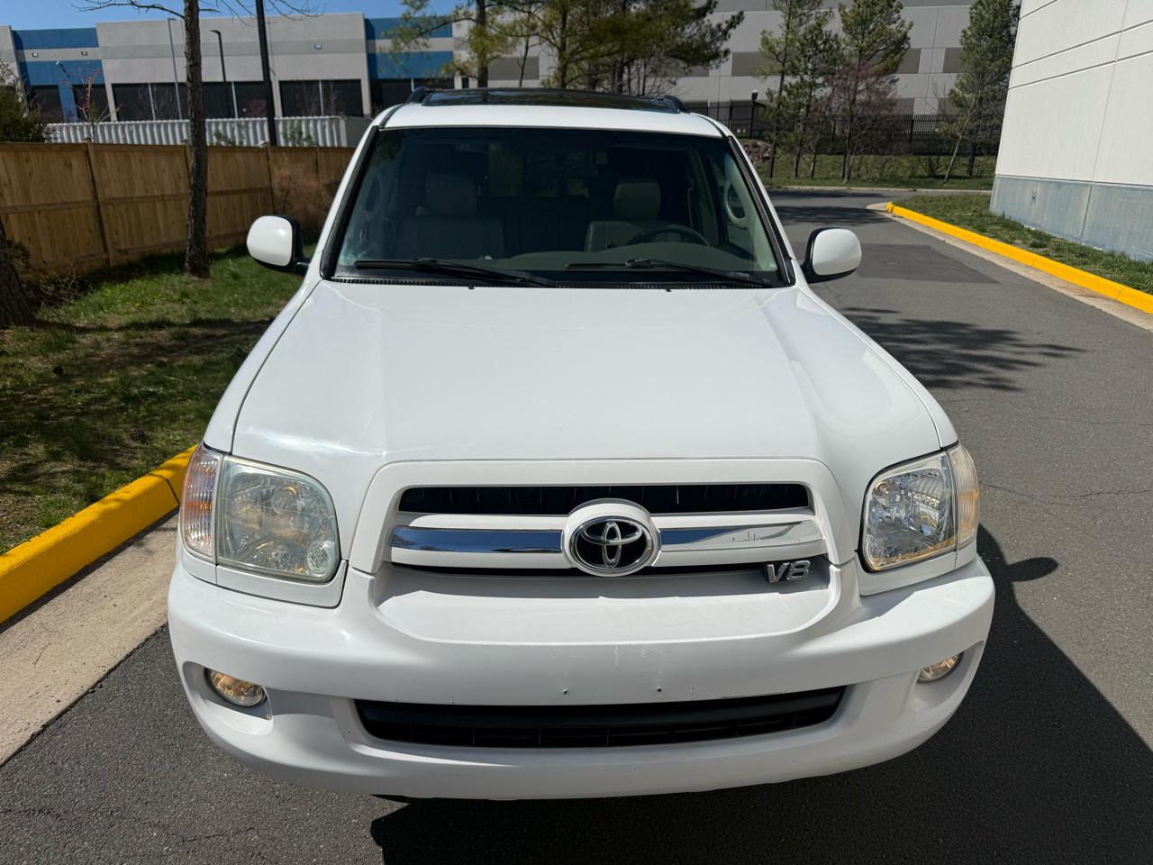 Toyota Sequoia 4dr SR5 4WD (Natl) 2006