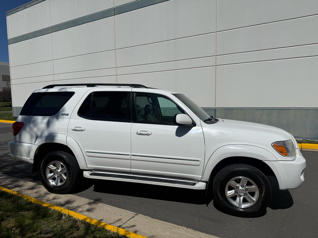 Toyota Sequoia 4dr SR5 4WD (Natl) 2006