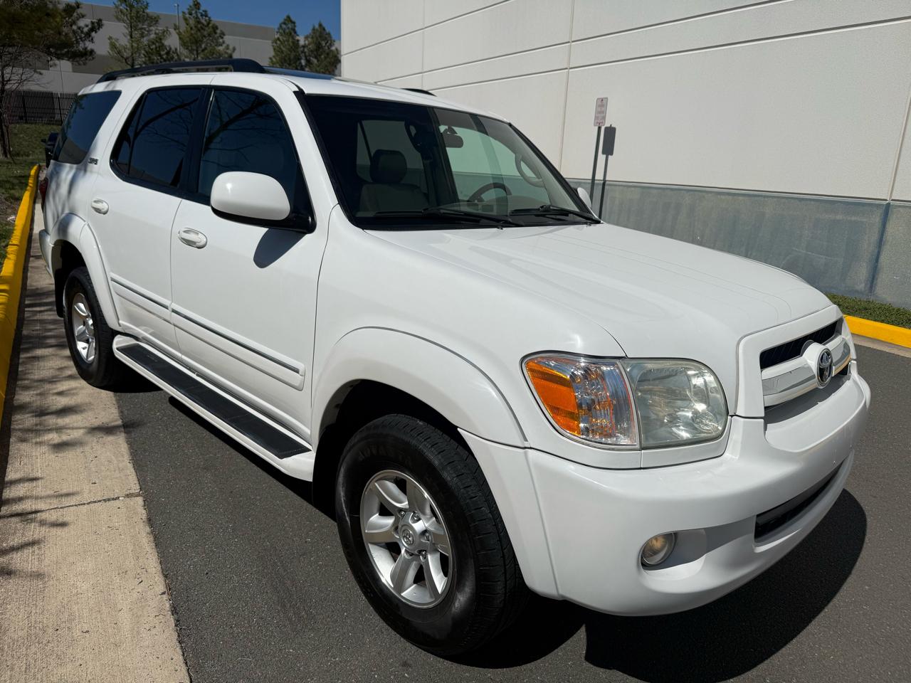 Toyota Sequoia 4dr SR5 4WD (Natl) 2006