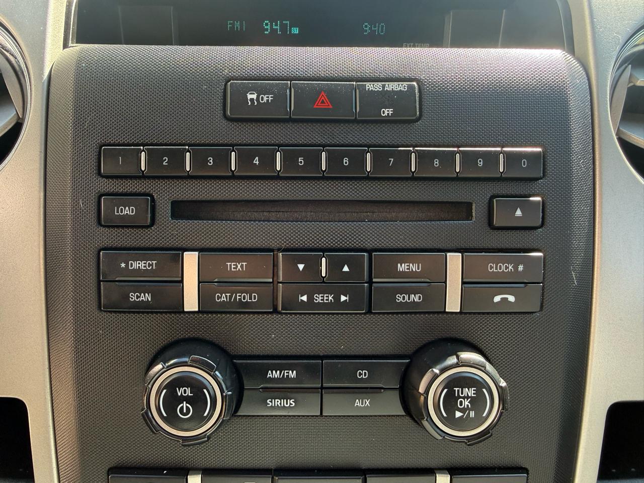 Ford F-150 4WD SuperCrew 145" XLT 2012