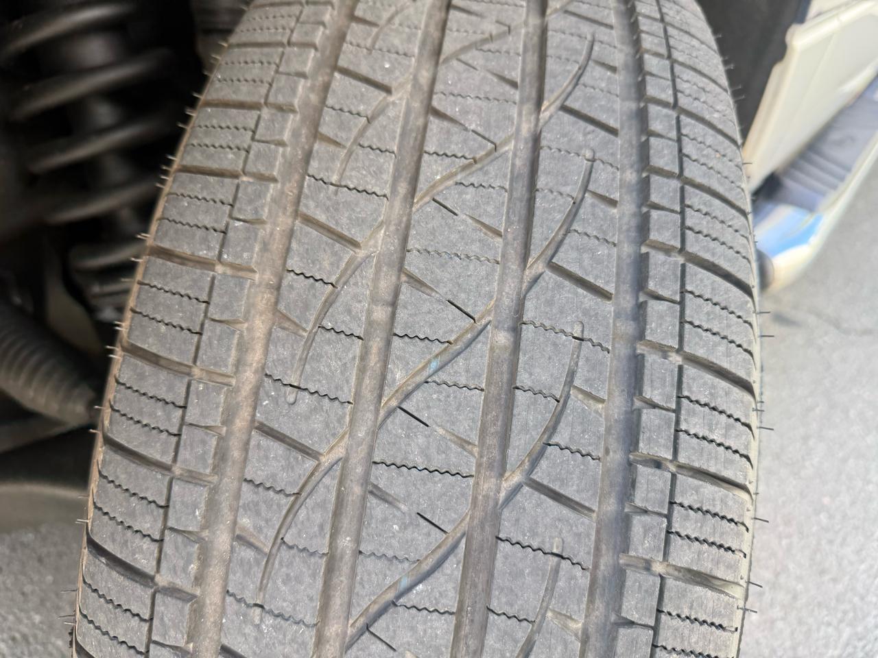 Ford F-150 4WD SuperCrew 145" XLT 2012