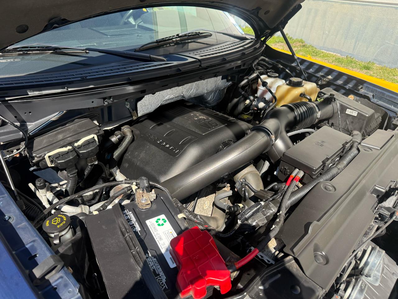 Ford F-150 4WD SuperCrew 145" XLT 2012