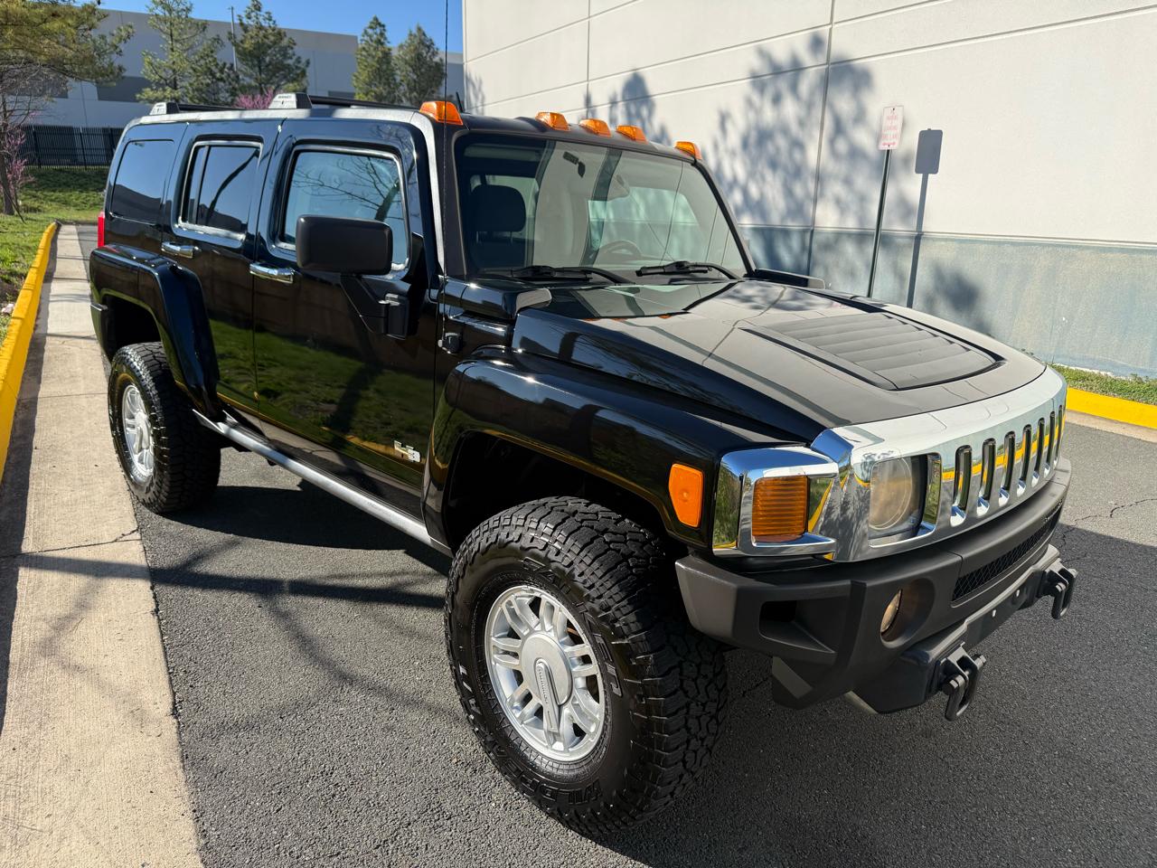 HUMMER H3 SUV 4WD 4dr Adventure 2010