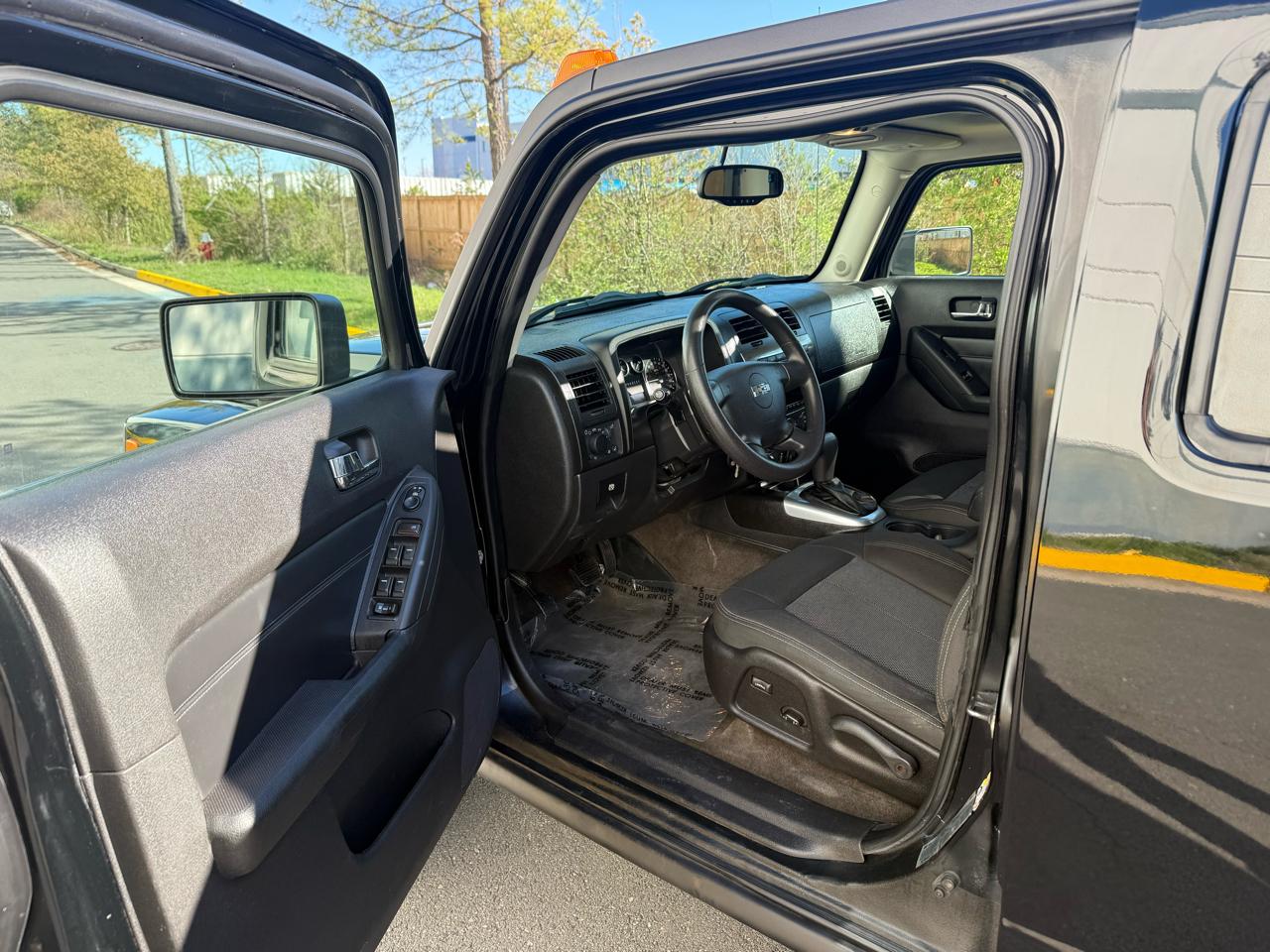 HUMMER H3 SUV 4WD 4dr Adventure 2010