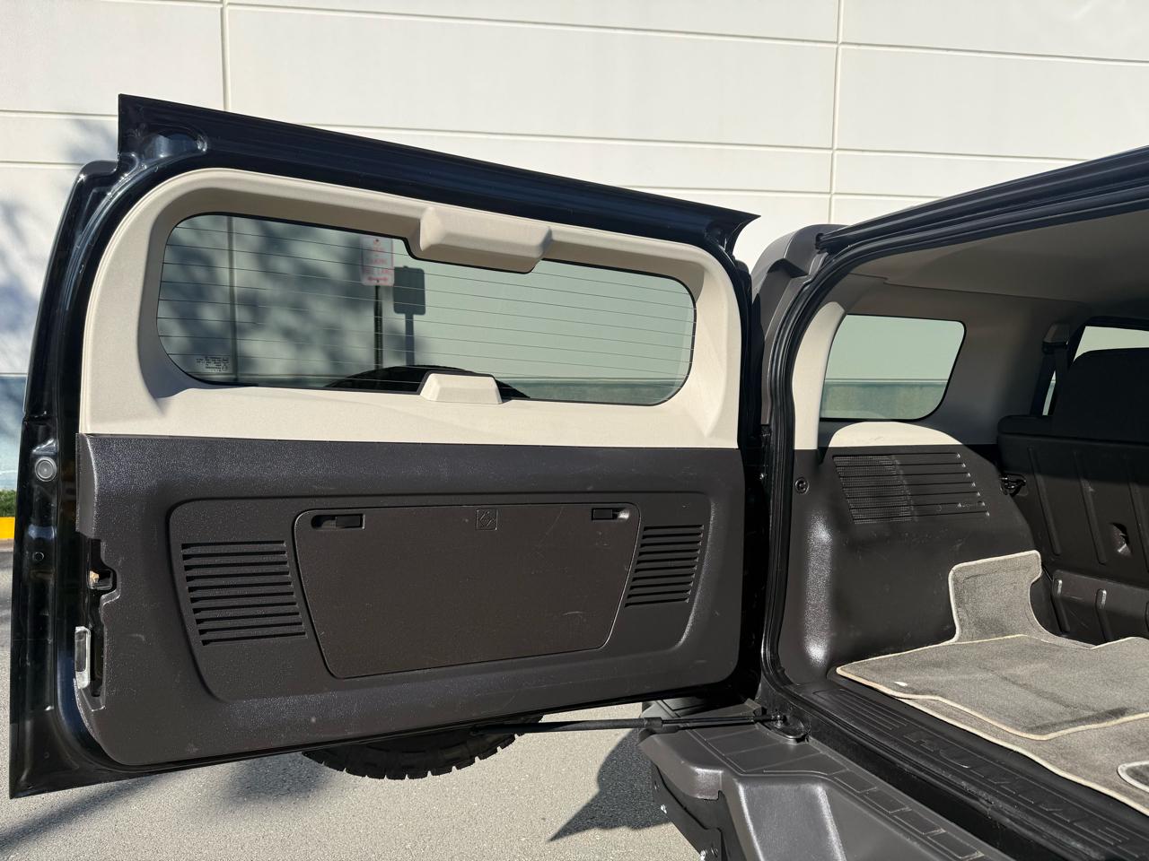 HUMMER H3 SUV 4WD 4dr Adventure 2010