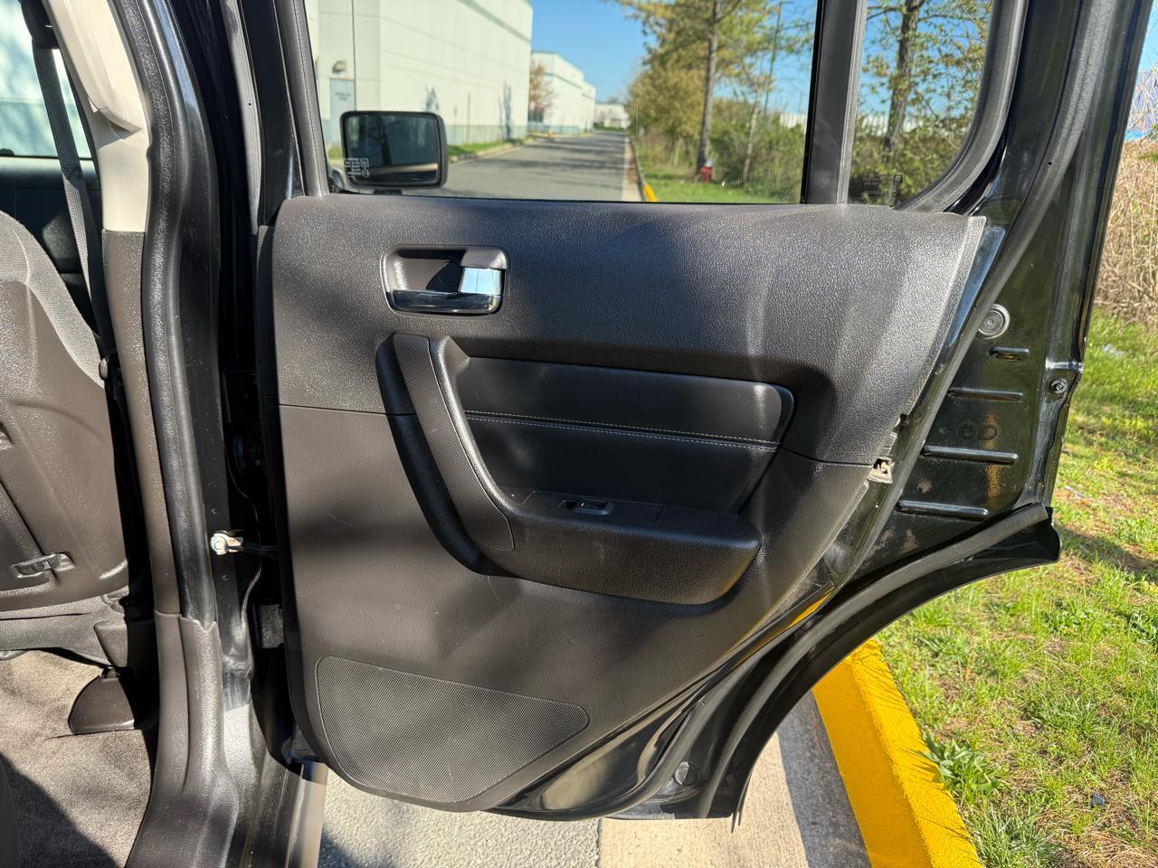 HUMMER H3 SUV 4WD 4dr Adventure 2010