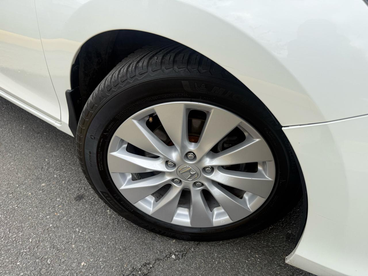 Honda Accord Sdn 4dr I4 CVT EX 2013