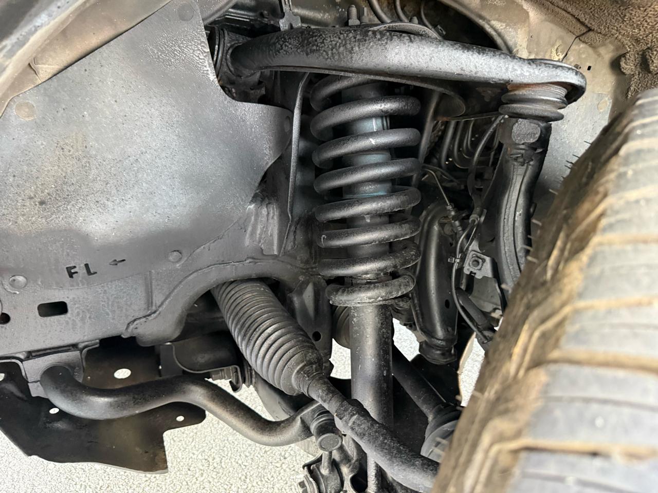 Toyota Tundra 4WD Truck Dbl 4.6L V8 6-Spd AT (Natl) 2011