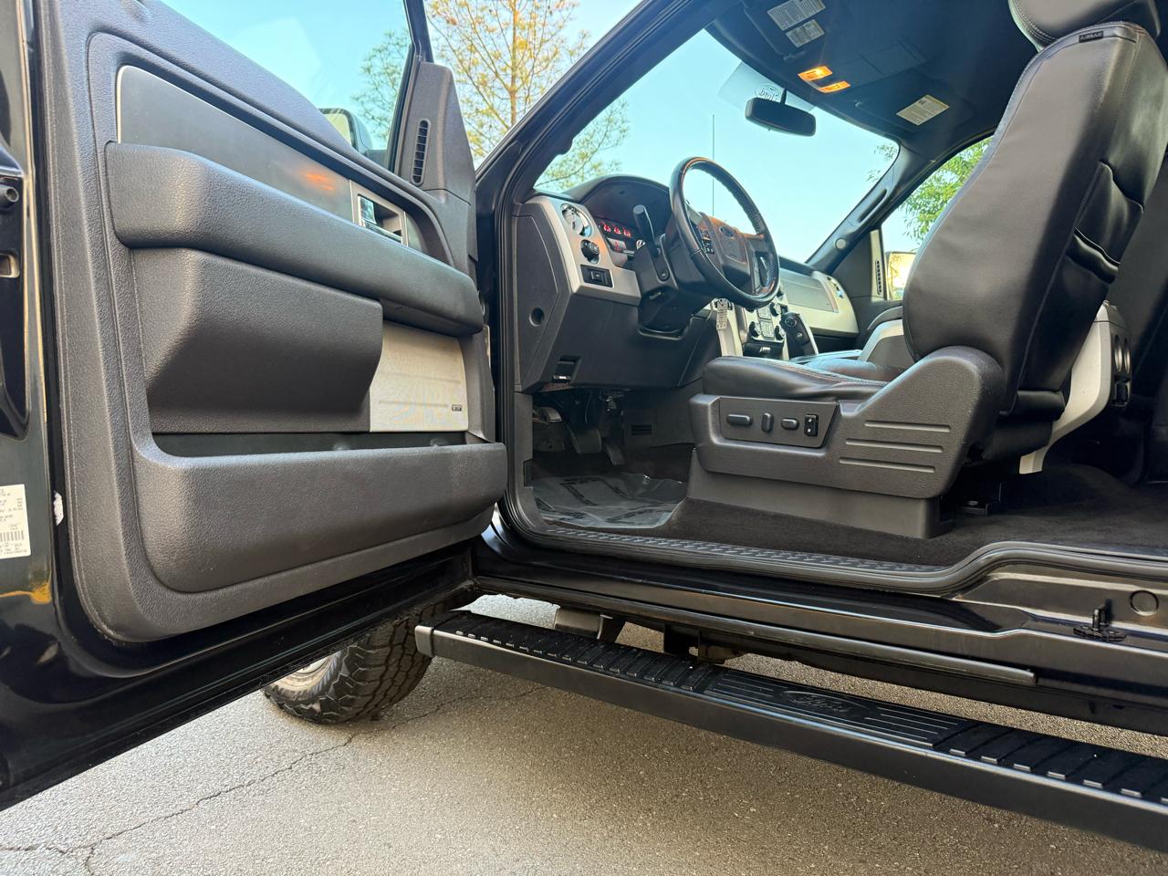 Ford F-150 4WD SuperCab 145" Lariat 2013