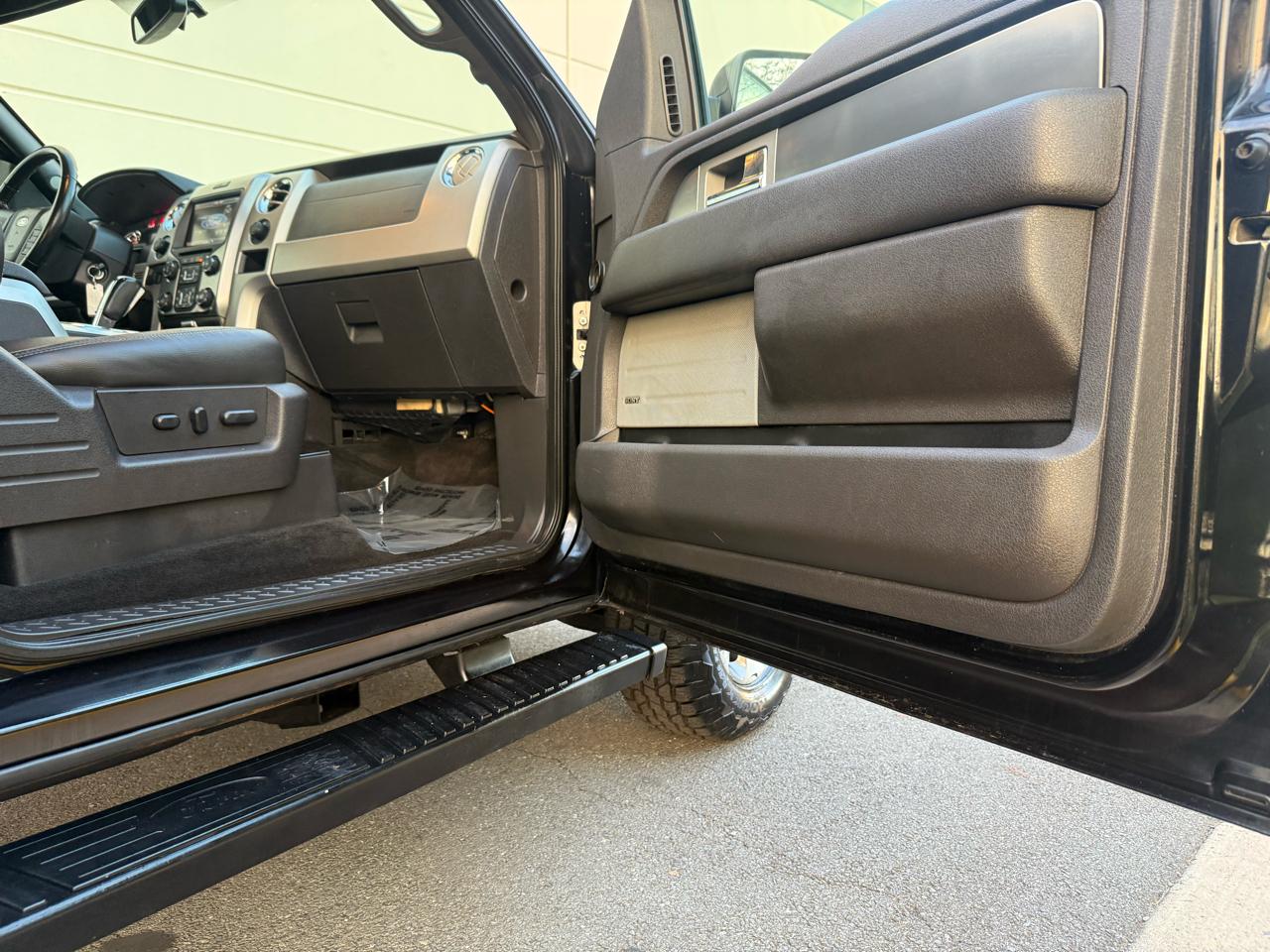 Ford F-150 4WD SuperCab 145" Lariat 2013