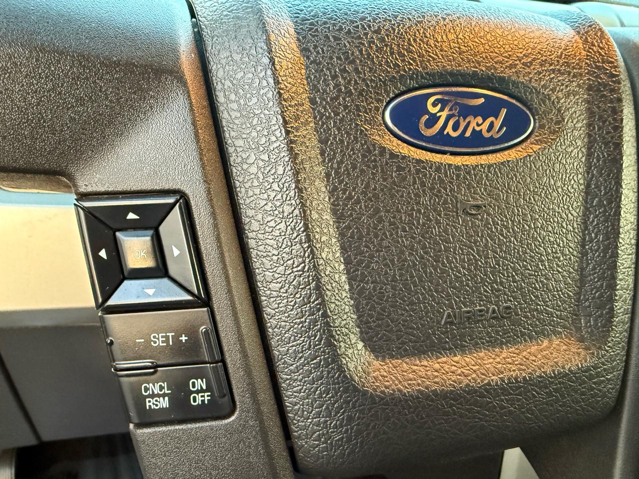 Ford F-150 4WD SuperCab 145" Lariat 2013