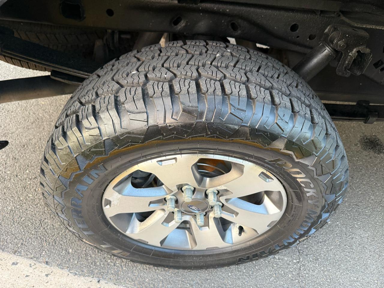 Ford F-150 4WD SuperCab 145" Lariat 2013