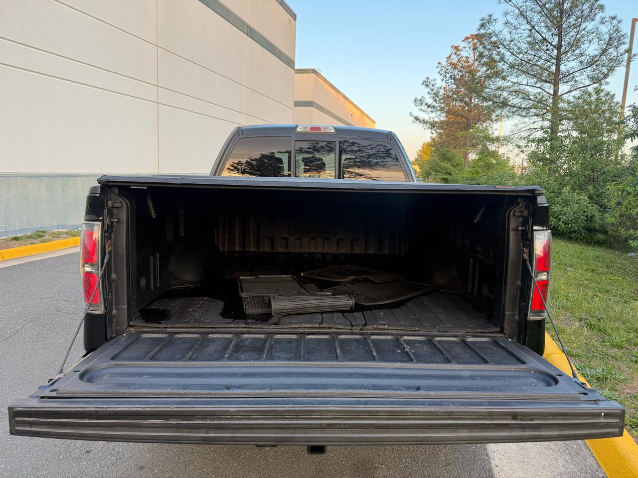 Ford F-150 4WD SuperCab 145" Lariat 2013