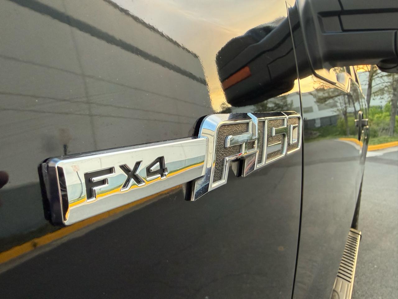 Ford F-150 4WD SuperCab 145" Lariat 2013