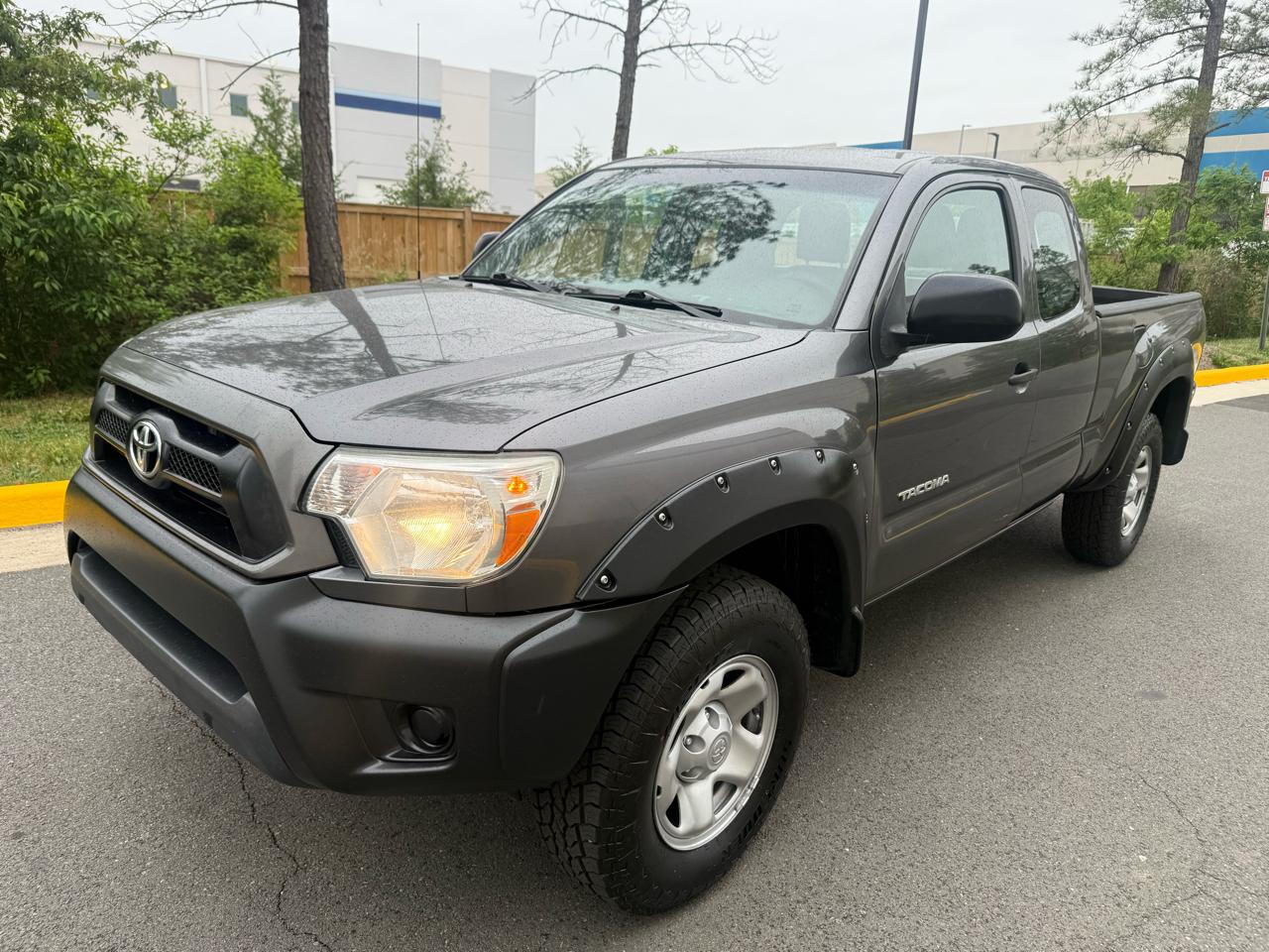 Toyota Tacoma 4WD Access Cab I4 MT (Natl) 2014