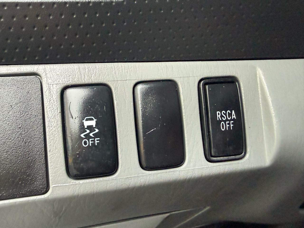 Toyota Tacoma 4WD Access Cab I4 MT (Natl) 2014