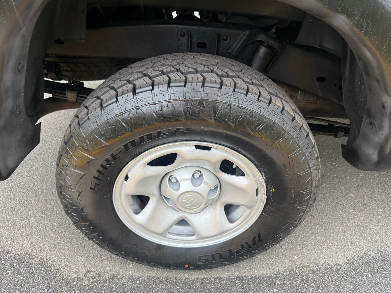 Toyota Tacoma 4WD Access Cab I4 MT (Natl) 2014