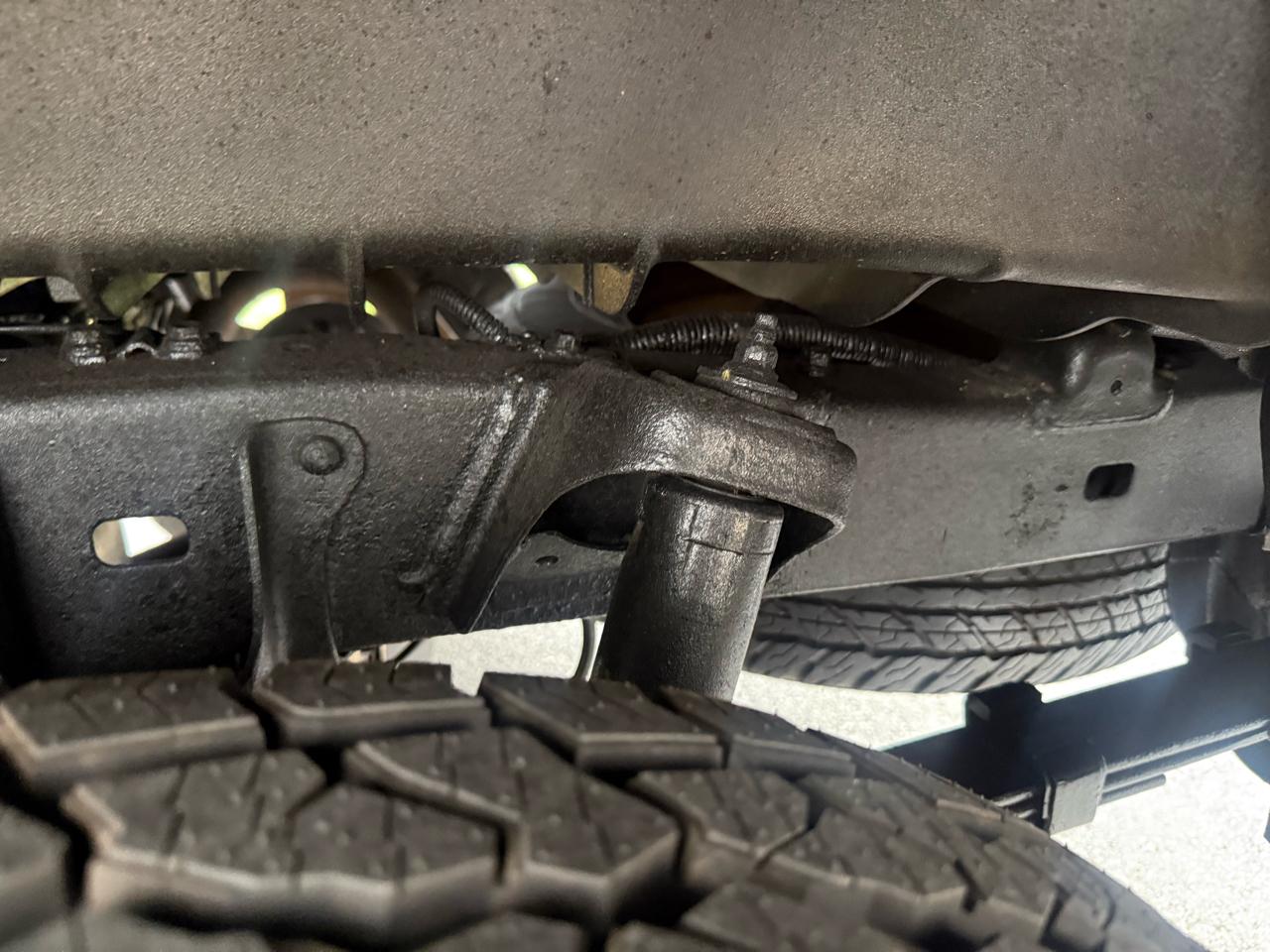 Toyota Tacoma 4WD Access Cab I4 MT (Natl) 2014