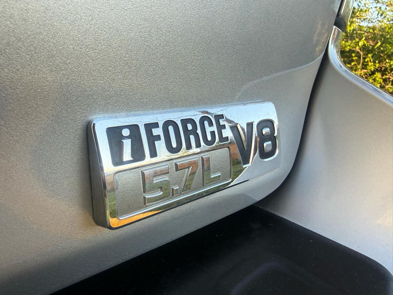 Toyota Sequoia 4WD LV8 6-Spd AT Ltd (Natl) 2010
