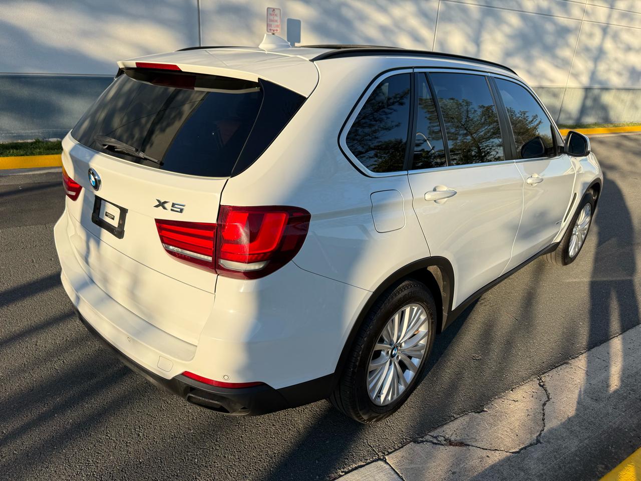 BMW X5 AWD 4dr xDrive50i 2015