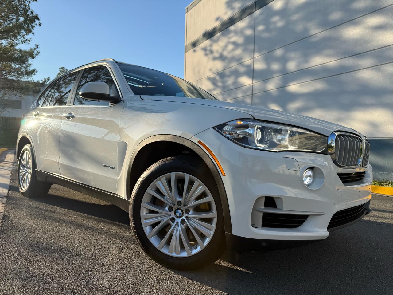 BMW X5 AWD 4dr xDrive50i 2015