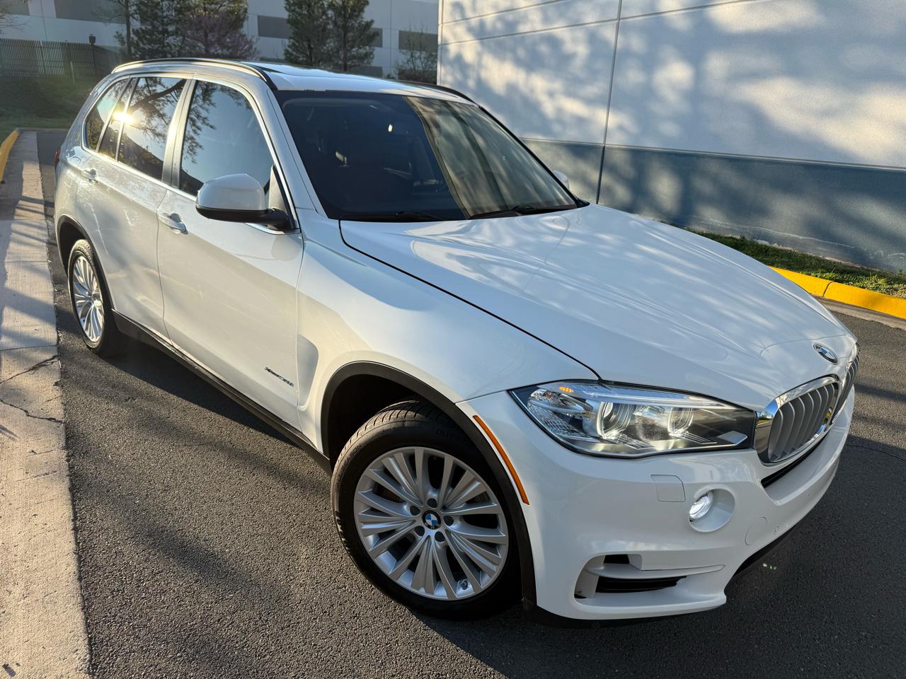 BMW X5 AWD 4dr xDrive50i 2015