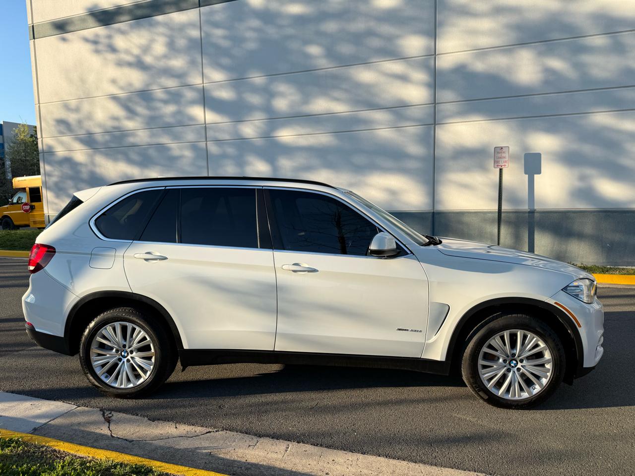 BMW X5 AWD 4dr xDrive50i 2015