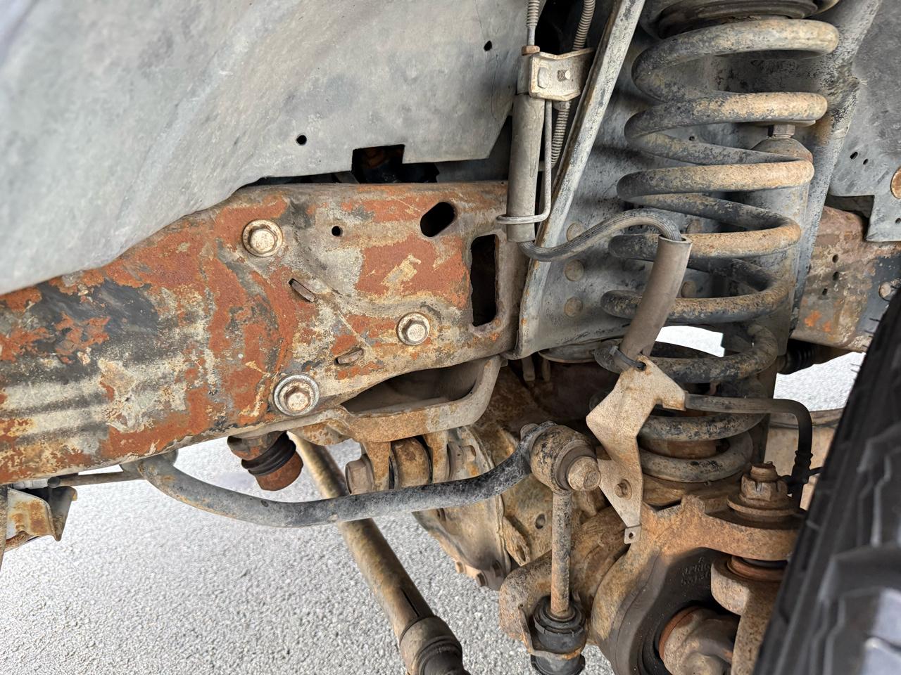 Ford Super Duty F-250 Reg Cab 137" XLT 4WD 2005