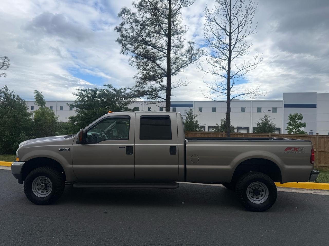 Ford Super Duty F-350 SRW Crew Cab 156" King Ranch 4WD 2004