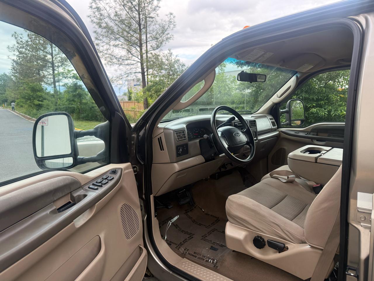 Ford Super Duty F-350 SRW Crew Cab 156" King Ranch 4WD 2004