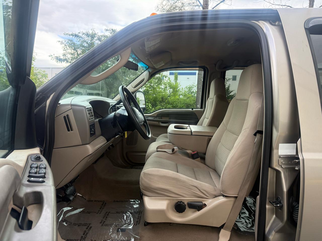 Ford Super Duty F-350 SRW Crew Cab 156" King Ranch 4WD 2004