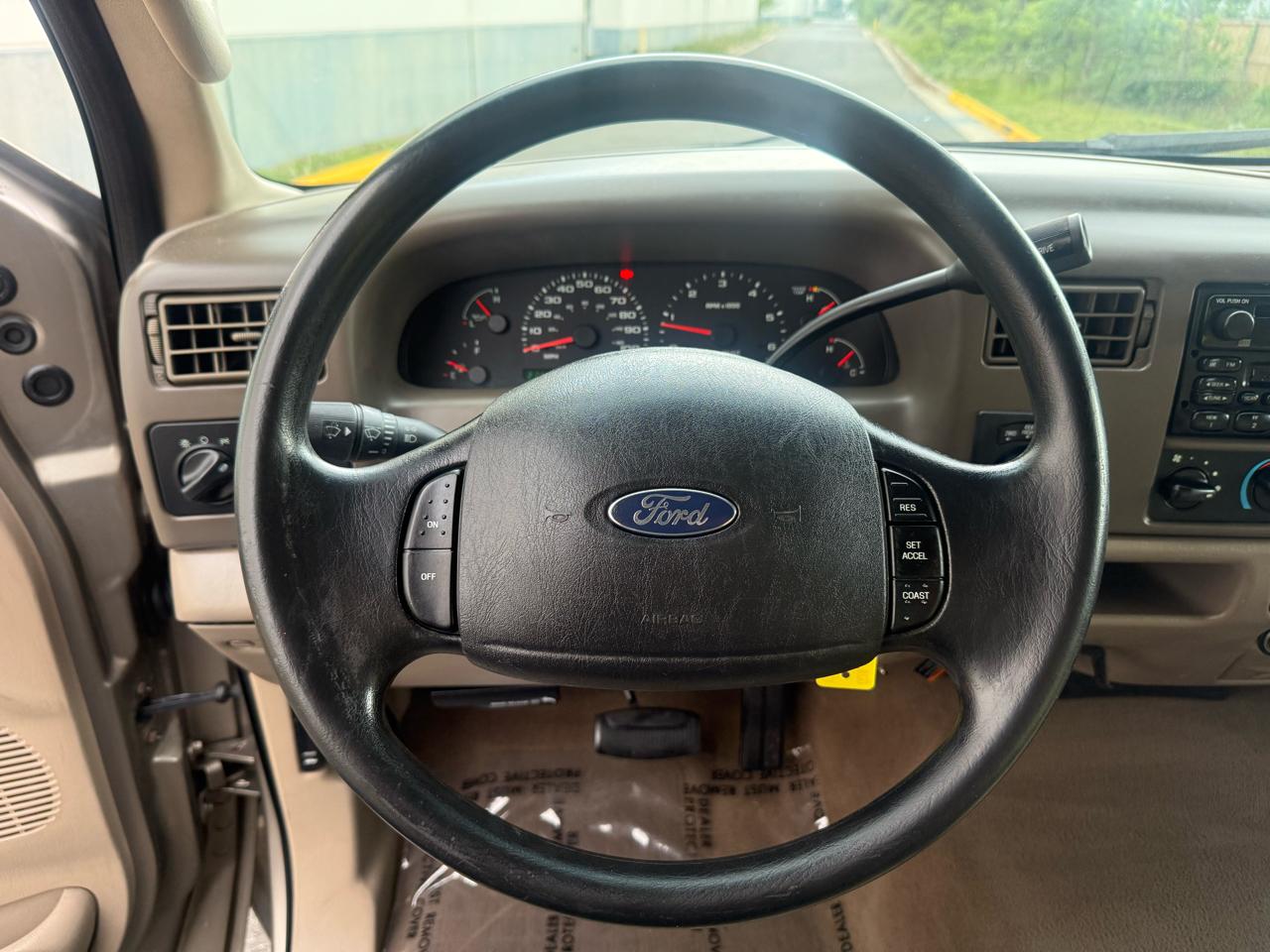 Ford Super Duty F-350 SRW Crew Cab 156" King Ranch 4WD 2004