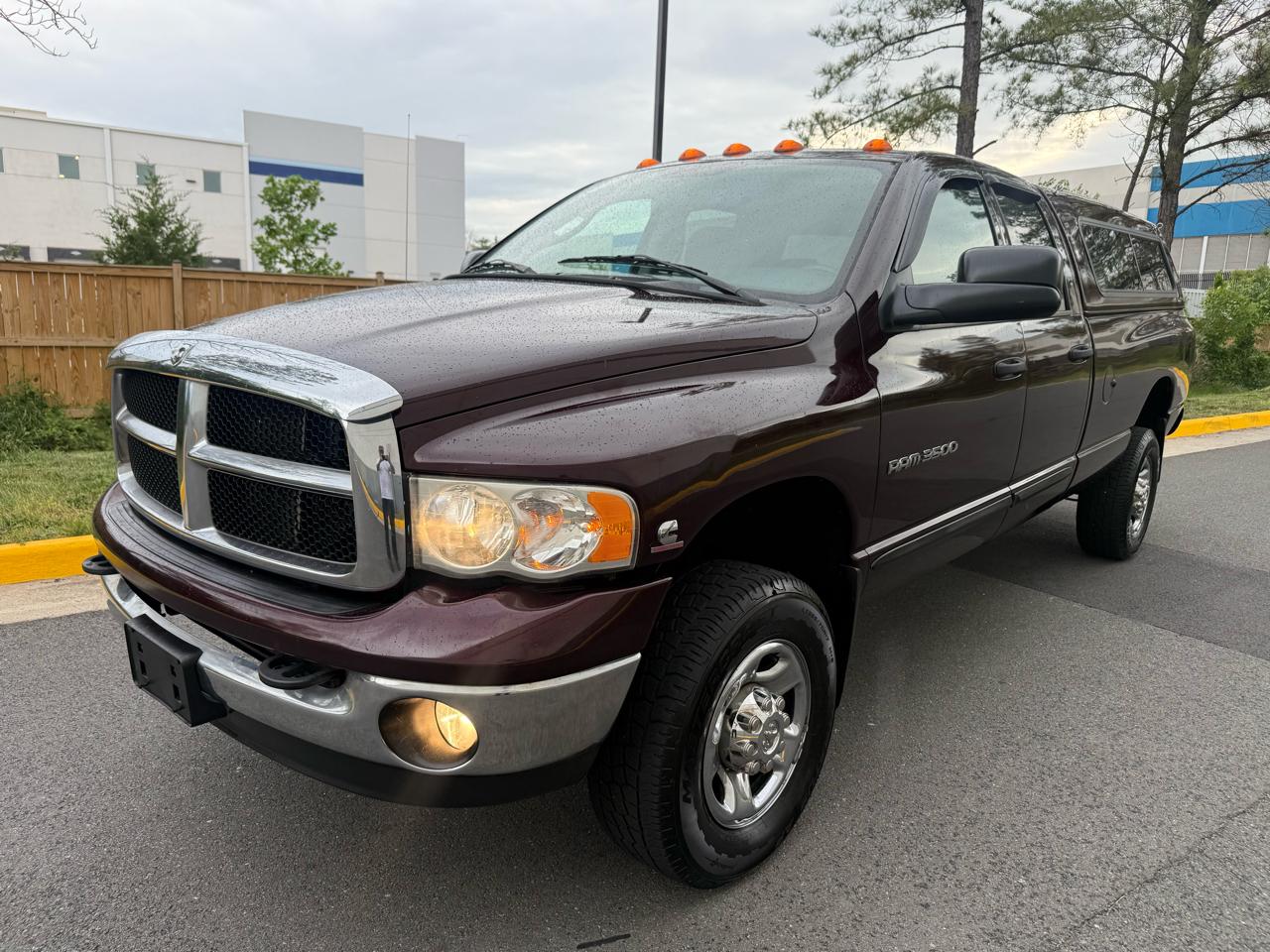 Dodge Ram 3500 4dr Quad Cab 160.5" WB DRW 4WD SLT 2005