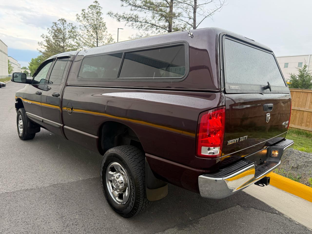 Dodge Ram 3500 4dr Quad Cab 160.5" WB DRW 4WD SLT 2005